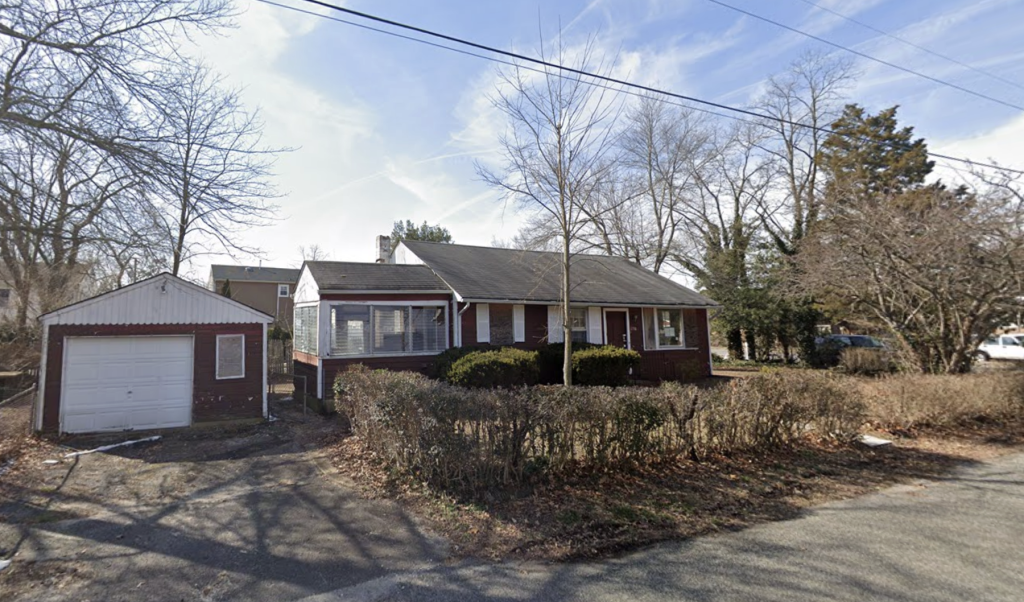 The home at 250 Riverside Drive North, Brick, N.J. (Credit: Google Maps)